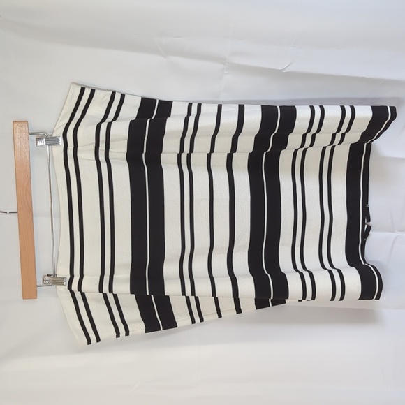 NWT Calvin Klein Black & White Striped Pencil Midi Skirt | Size 20 / 20W - Picture 1 of 6